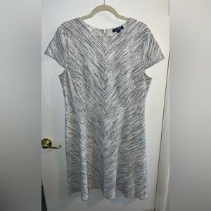 Chaps White w/ Gray Dress Size 16